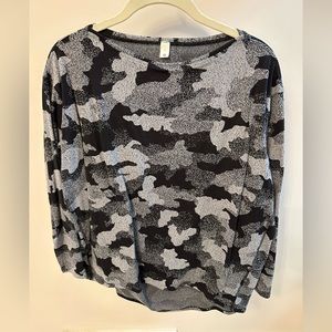 Lululemon back in action rulu camo